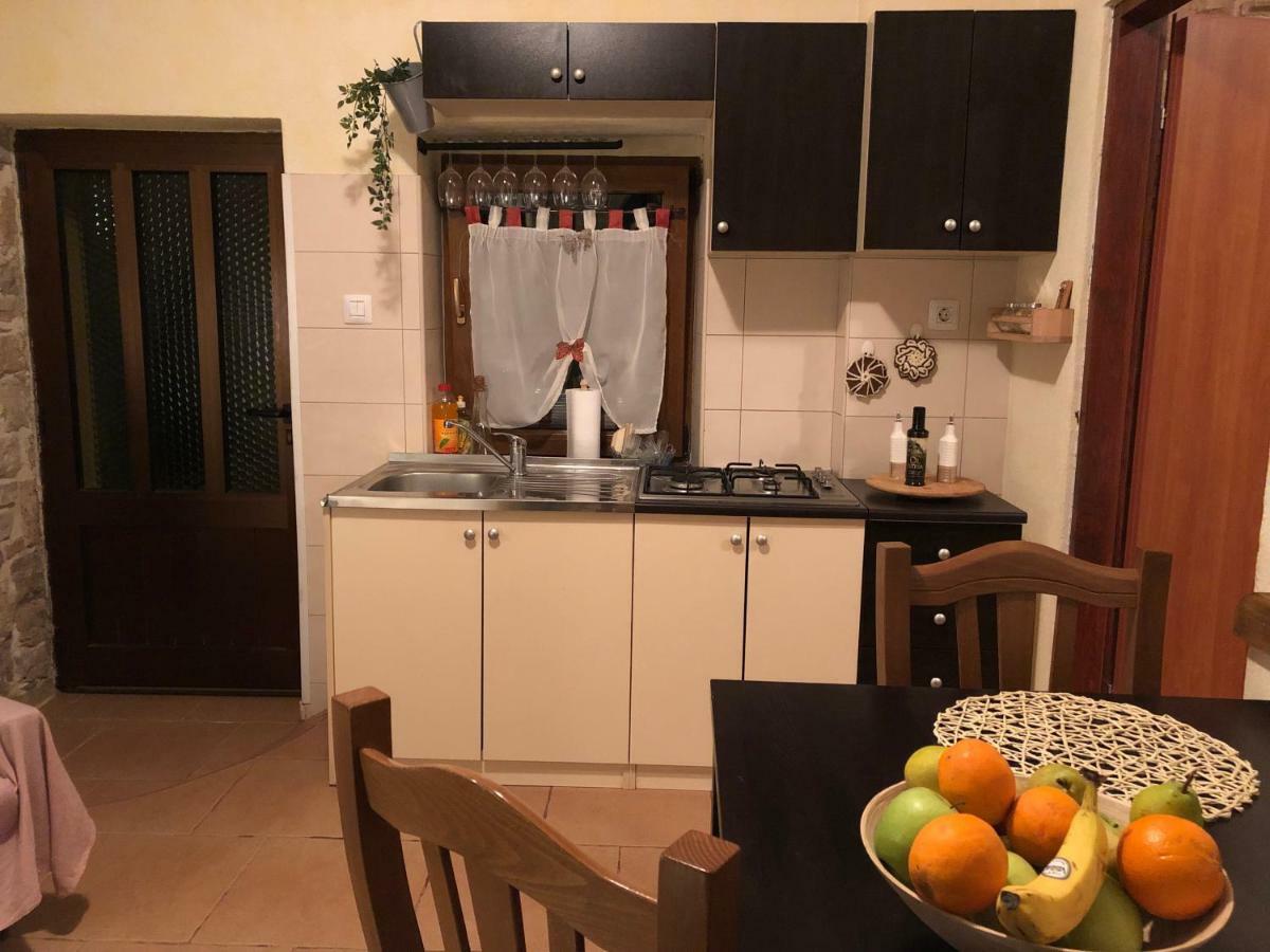 Teta Jana Apartment Smoljanci Екстериор снимка