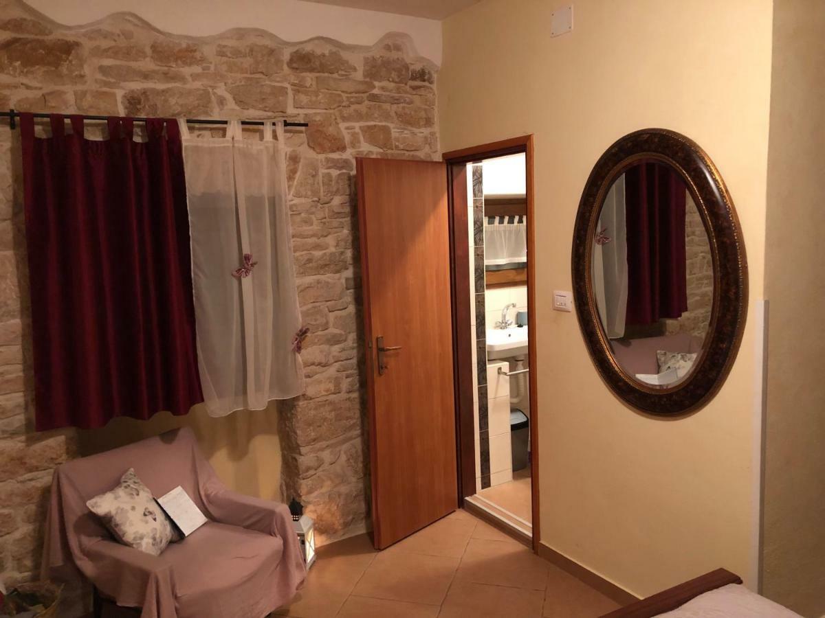 Teta Jana Apartment Smoljanci Екстериор снимка